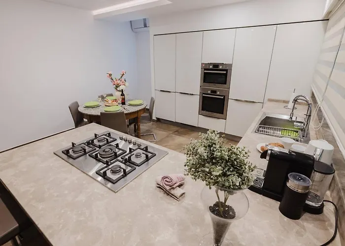 Daire Dolmen Court Qawra Fl13 W Shared Pool! By Homely