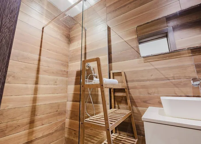 Dolmen Court Qawra Fl13 W Shared Pool! By Homely