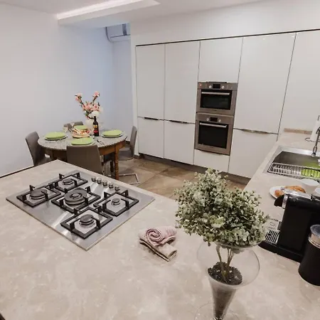 Apartment Dolmen Court Qawra Fl13 W Shared Pool! By Homely